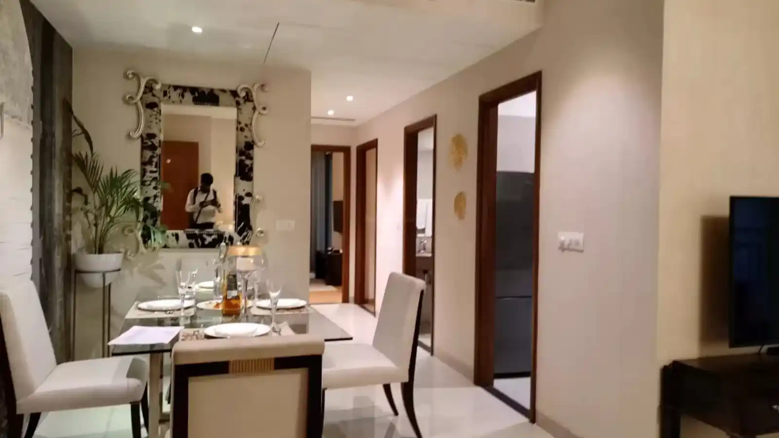 M3M-S-Andrews-Golf-Residences-dinning-area